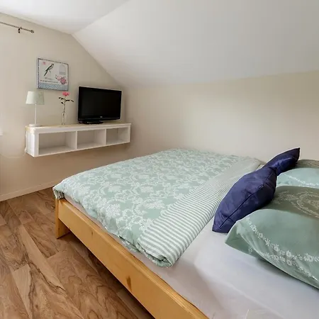 Apartma Summer Garden